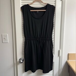 Lou & Grey Sleeveless Dress with Pockets